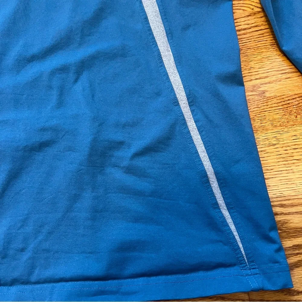 Lululemon Men’s Quarter Zip Longsleeve Pullover Shirt - Picture 6 of 14